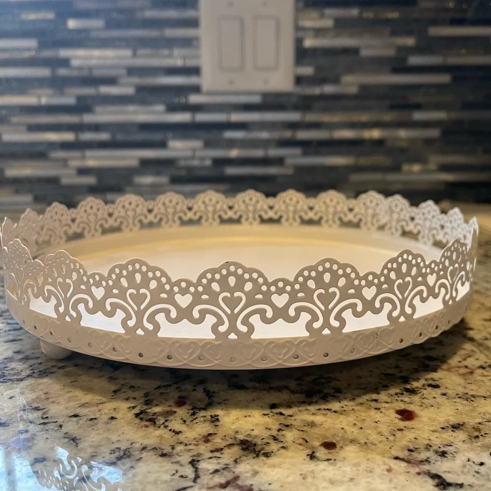 Tray - Picture 2 of 3